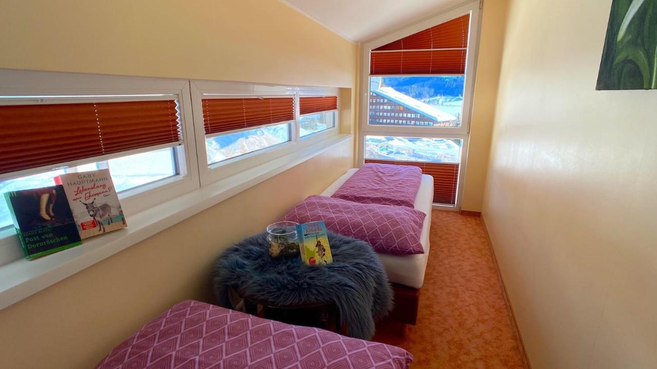 Erdhaeuser Und Apartments Mit Seeblick Und Alleinlage ヴァイセンゼー エクステリア 写真